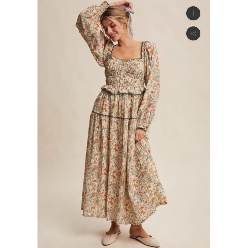 Listicle Size-M-L Maxi Dress Paisley Smocked Tiered Cream Cotton